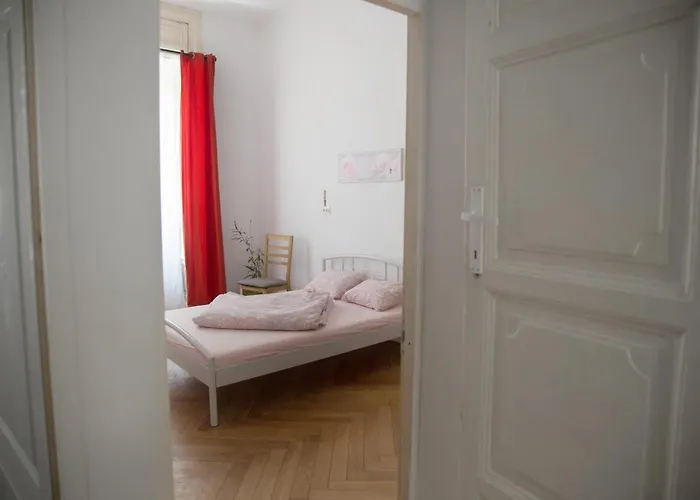 Old Town ホステル *