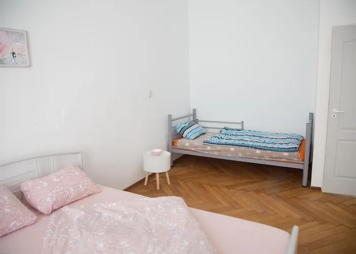 ホステル Old Town ティミショアラ